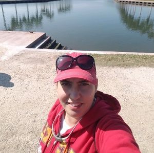 Meet your Posher, Vanessa